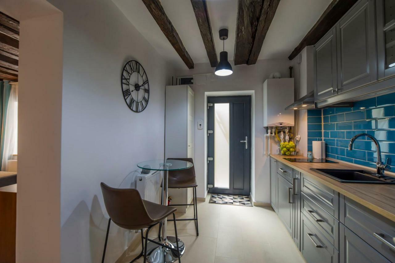 Apartment Uptown